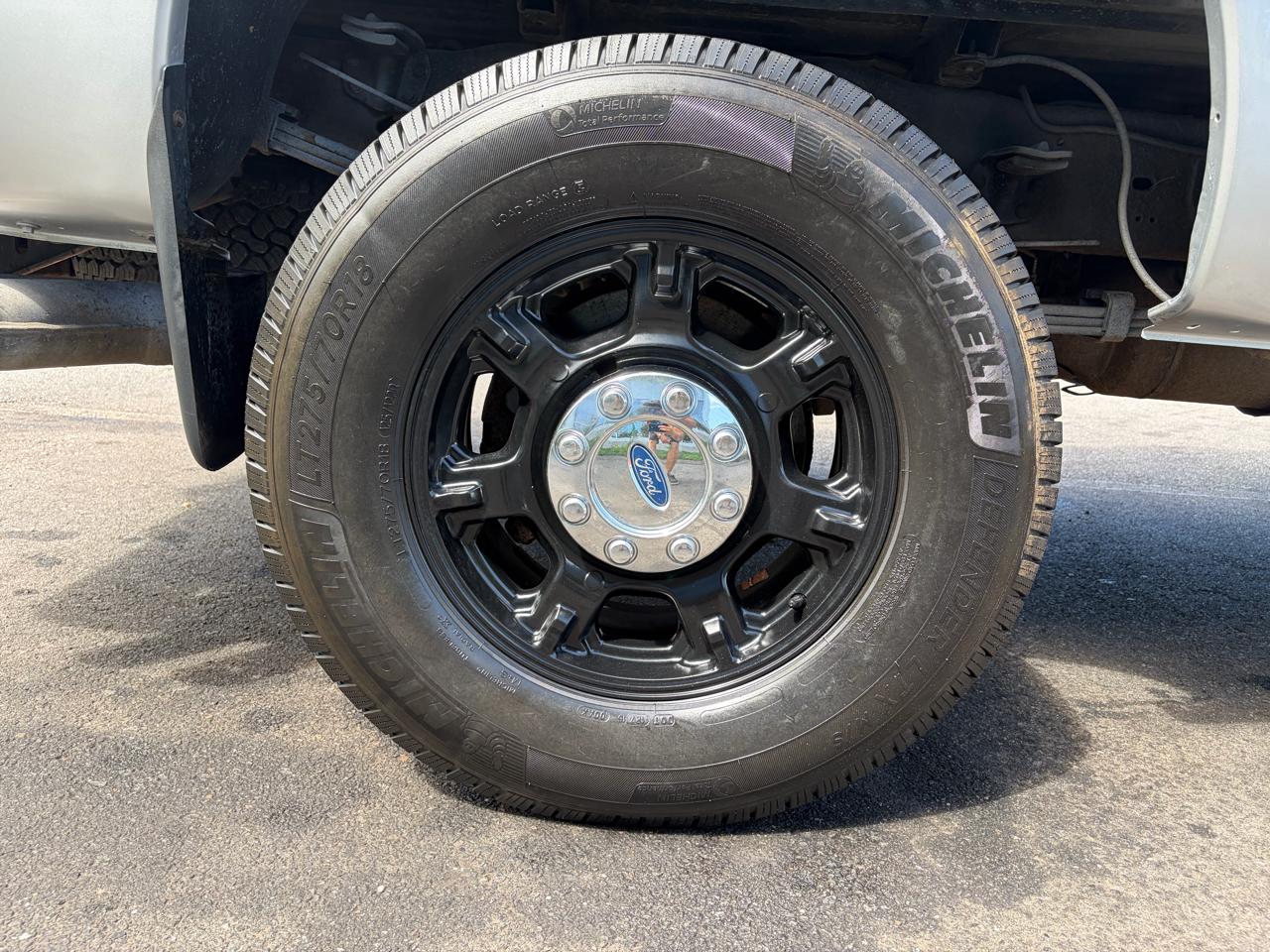 Ford Super Duty F-350 SRW  2016