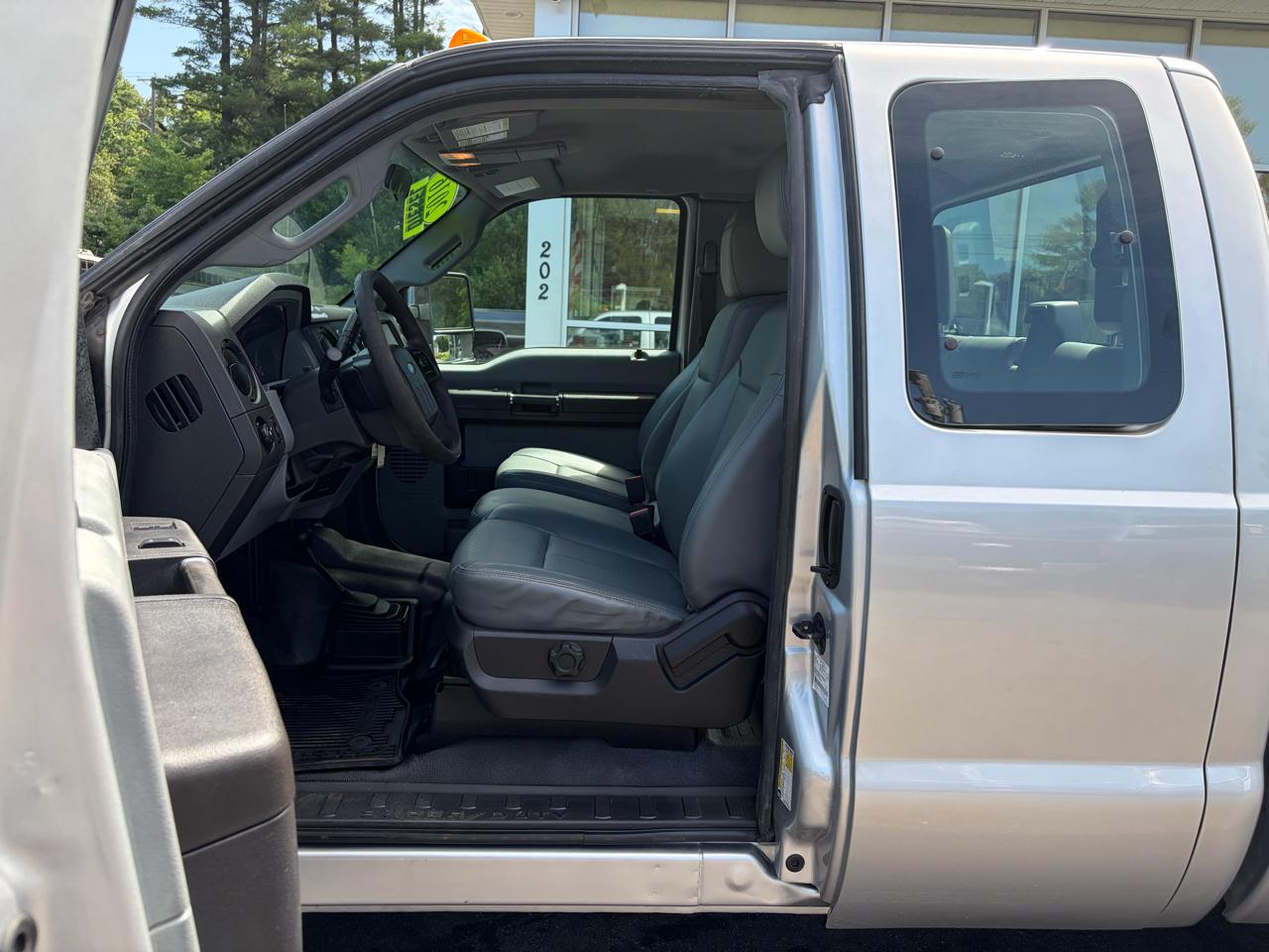 Ford Super Duty F-350 SRW  2016