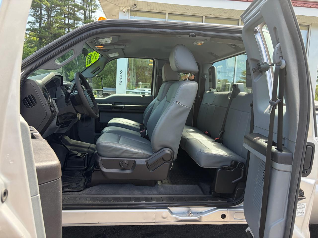 Ford Super Duty F-350 SRW  2016