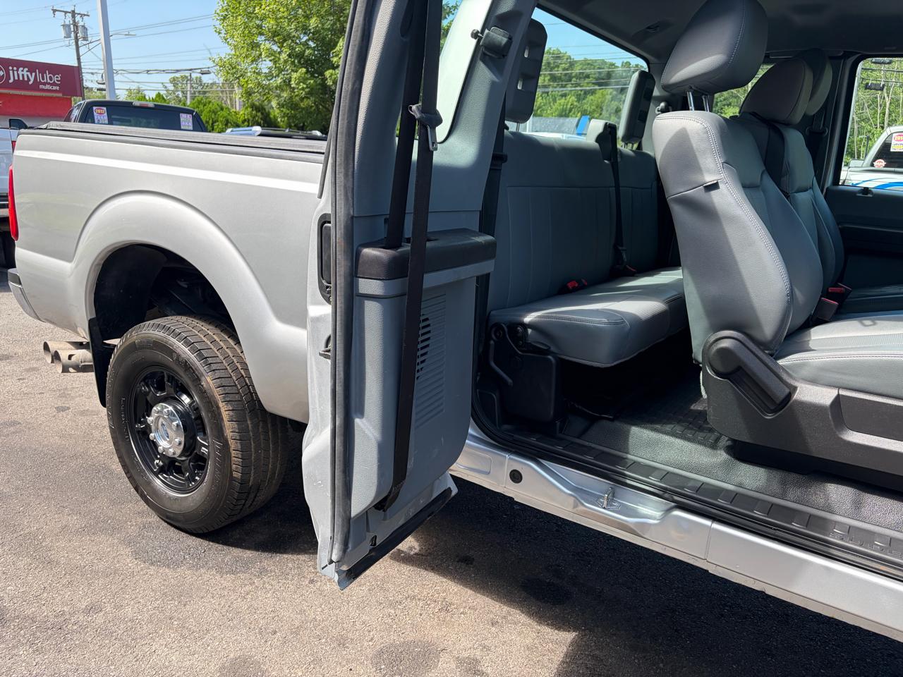 Ford Super Duty F-350 SRW  2016
