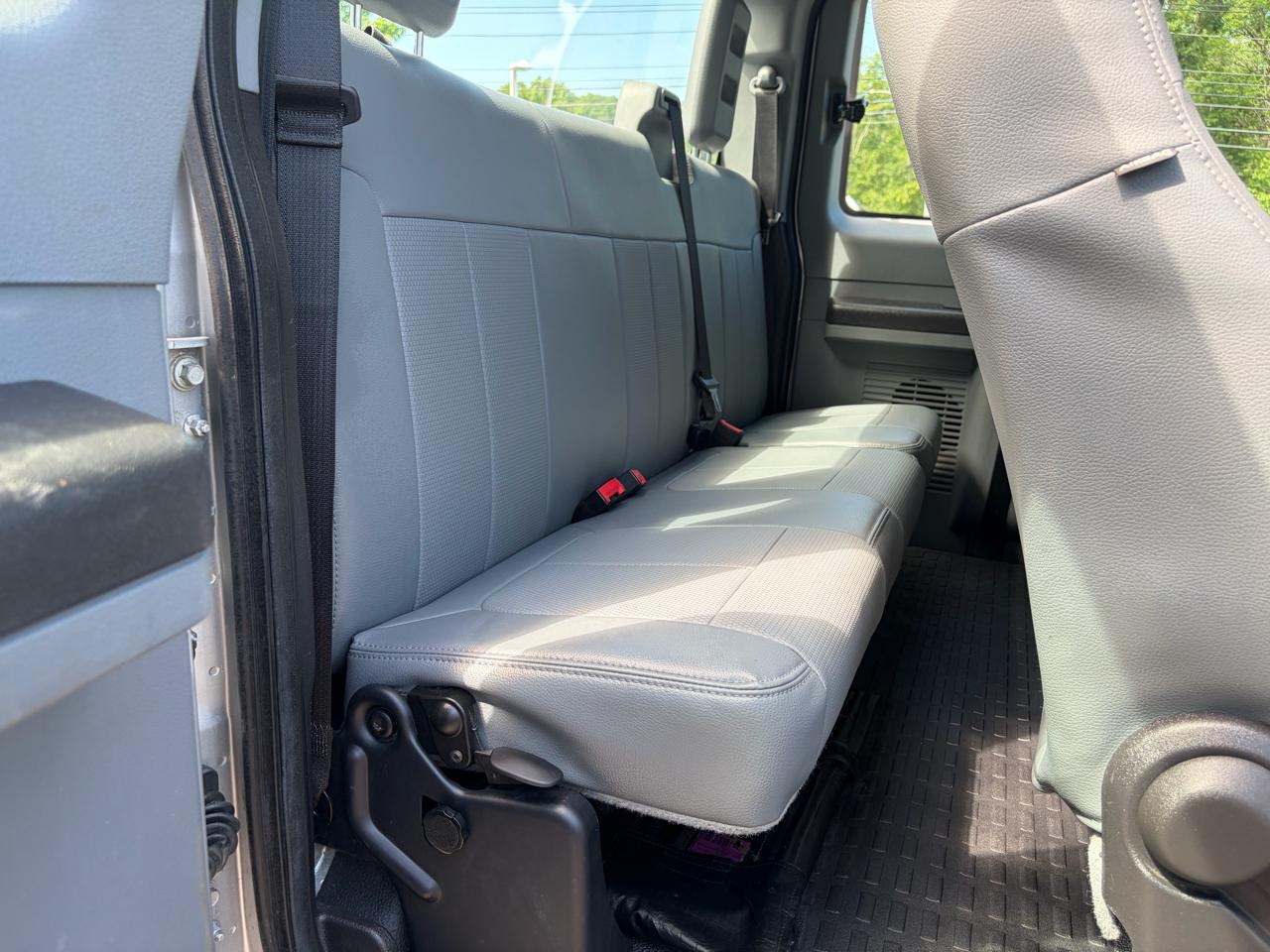 Ford Super Duty F-350 SRW  2016