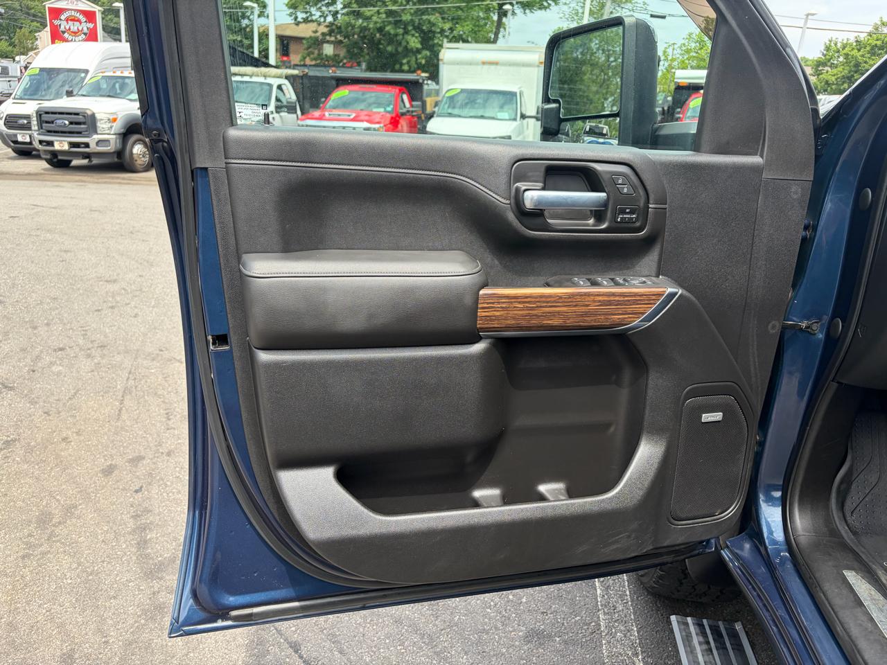 Chevrolet Silverado 2500HD  2021
