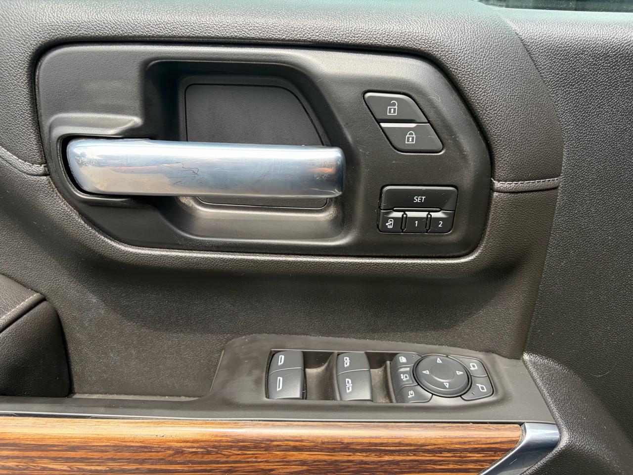 Chevrolet Silverado 2500HD  2021