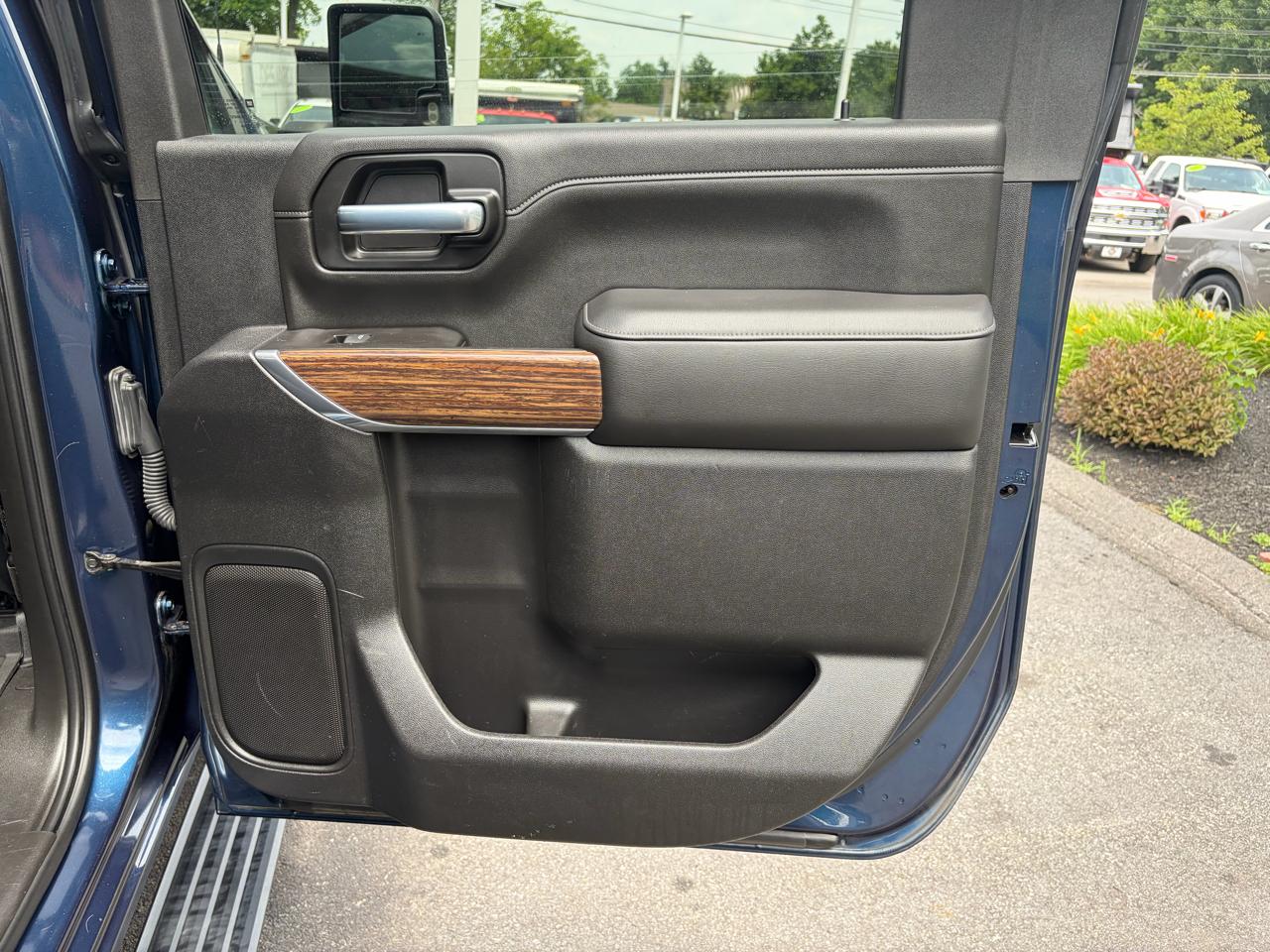 Chevrolet Silverado 2500HD  2021