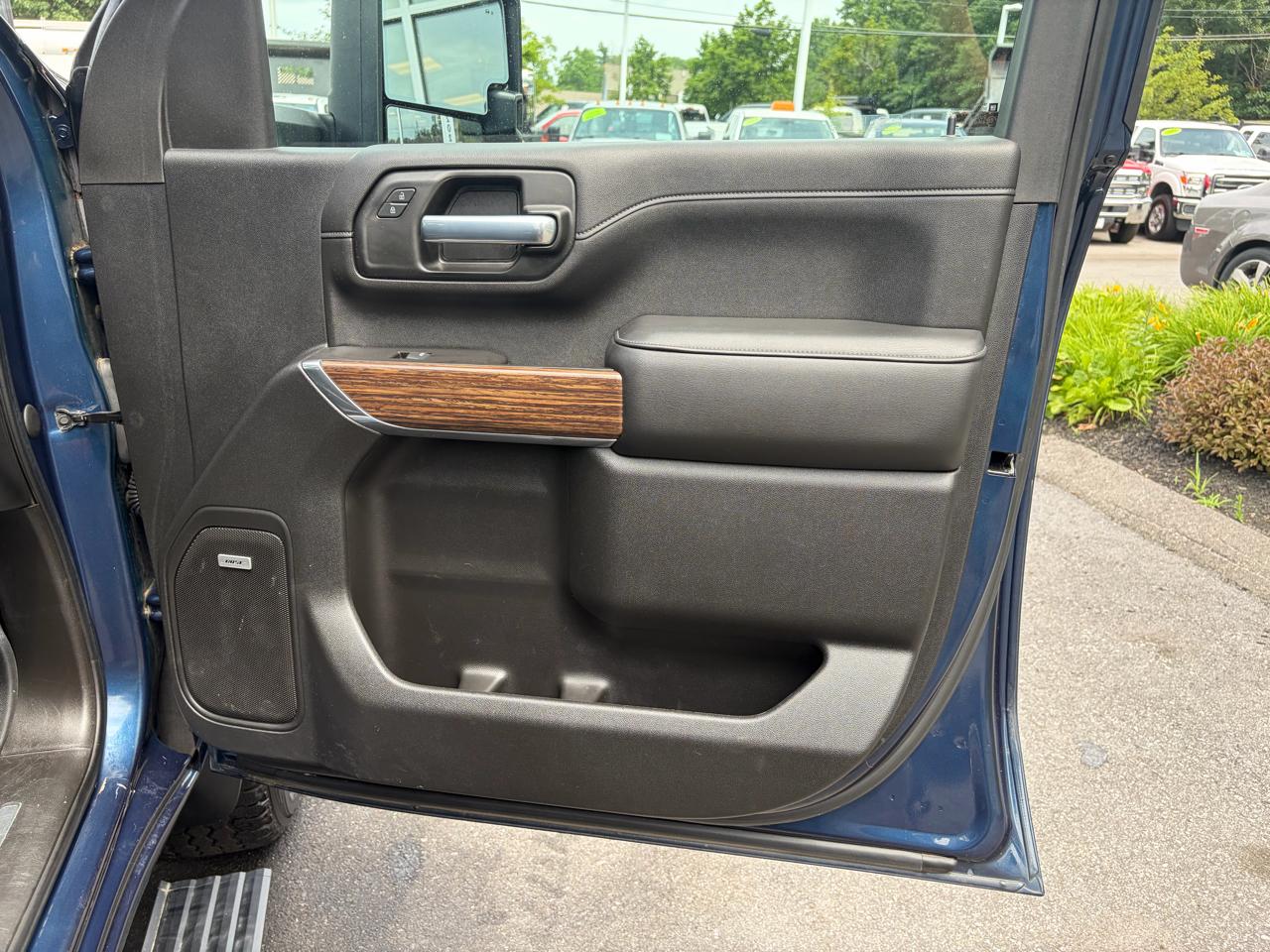 Chevrolet Silverado 2500HD  2021