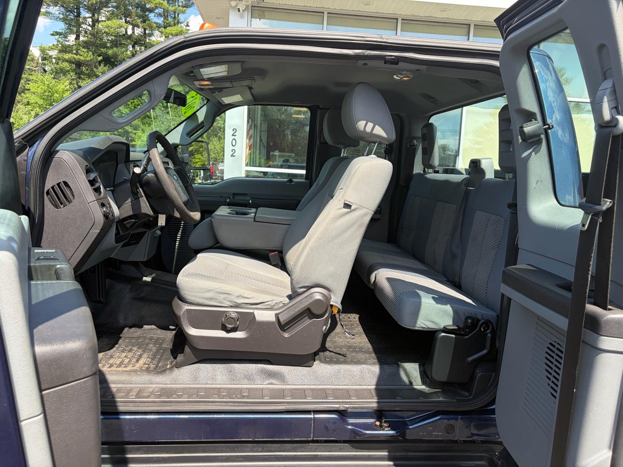 Ford Super Duty F-250 SRW  2015