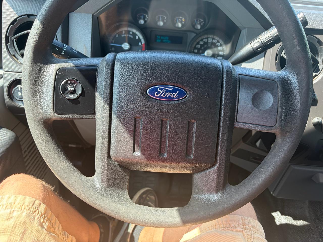 Ford Super Duty F-250 SRW  2015