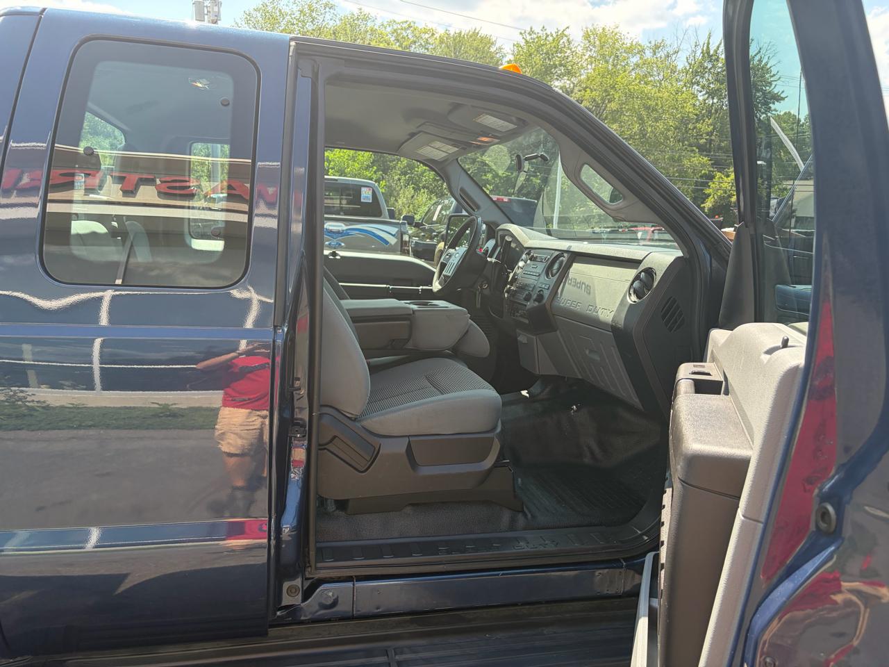 Ford Super Duty F-250 SRW  2015