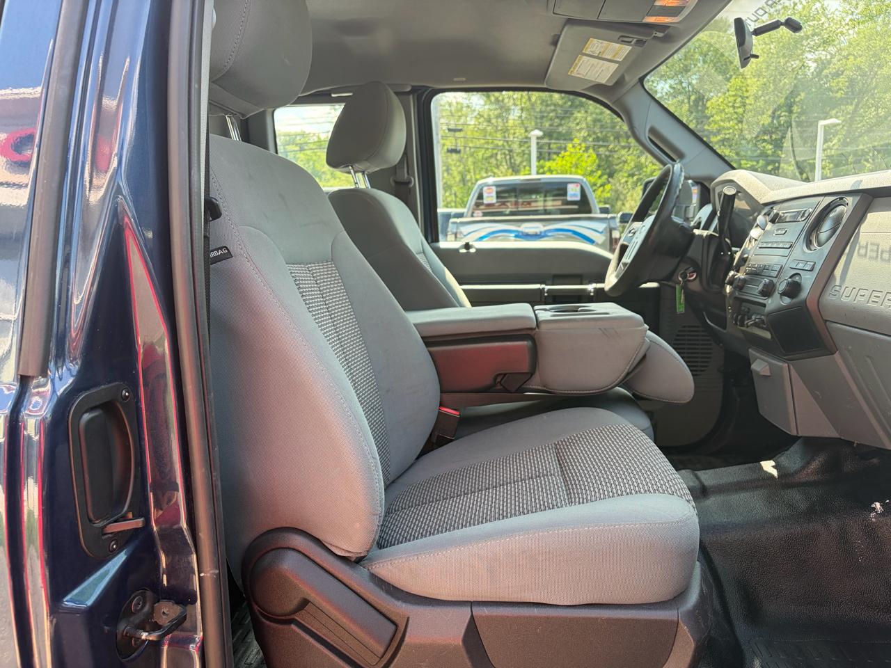 Ford Super Duty F-250 SRW  2015