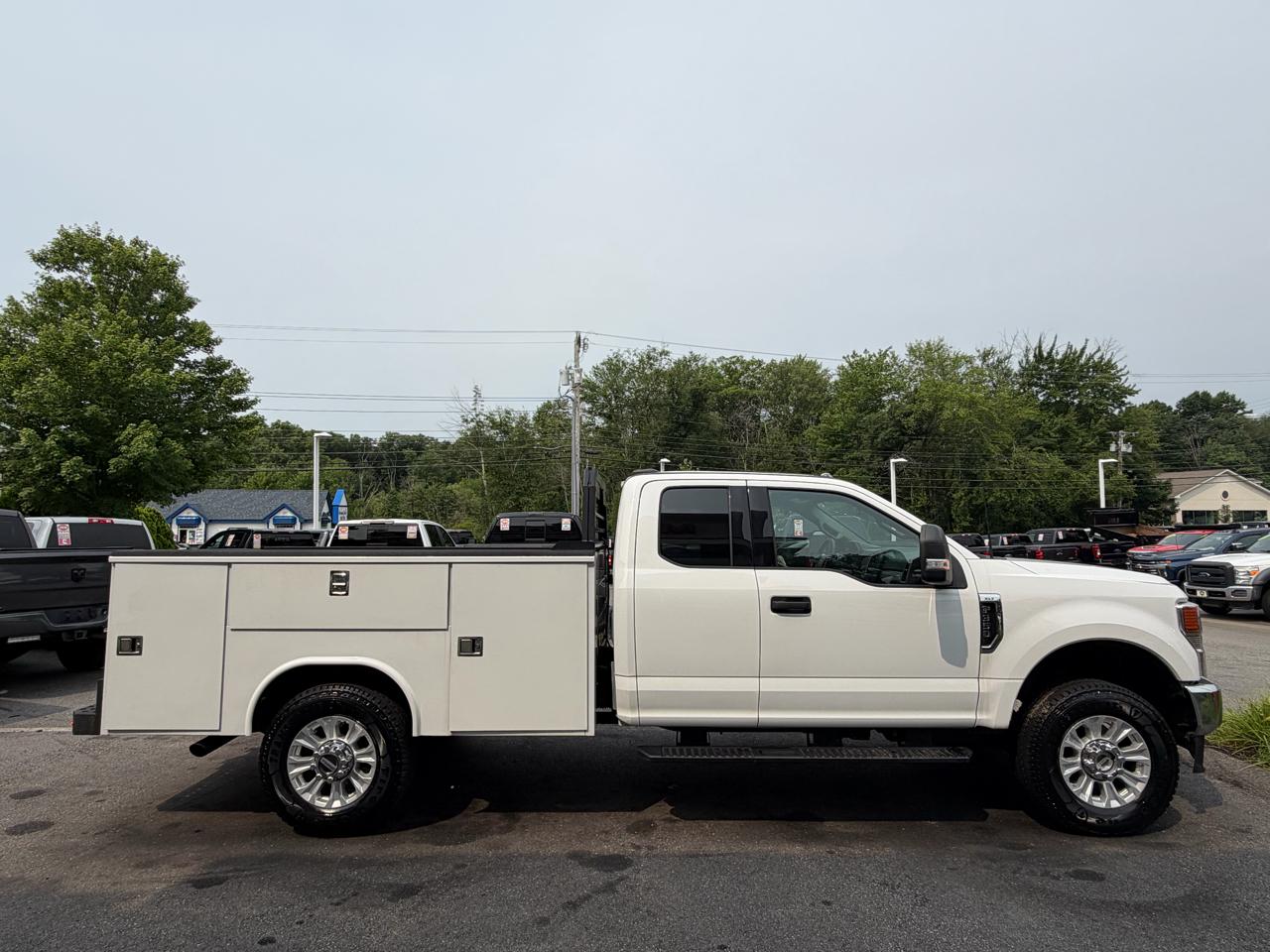 Ford Super Duty F-350 SRW  2022