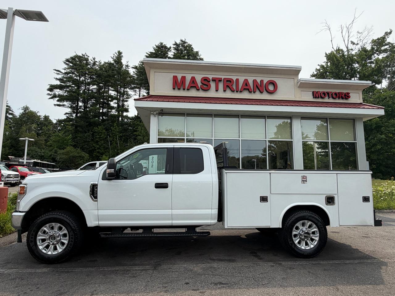 Ford Super Duty F-350 SRW  2022