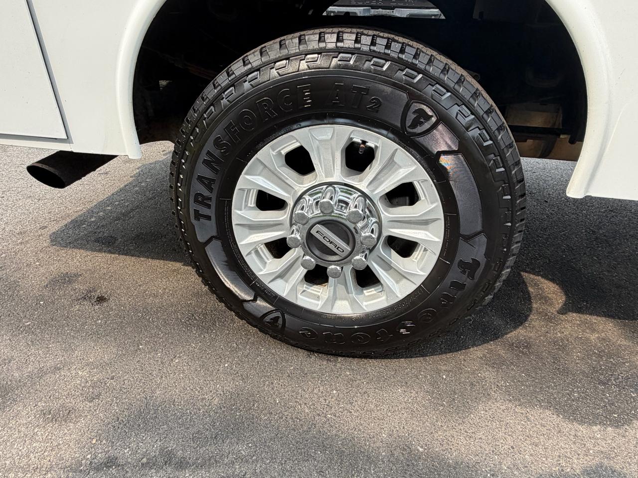 Ford Super Duty F-350 SRW  2022