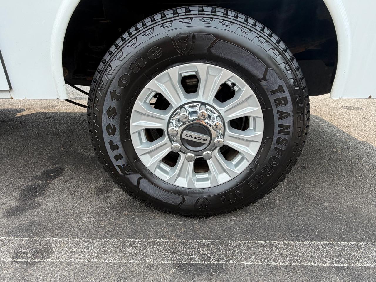 Ford Super Duty F-350 SRW  2022