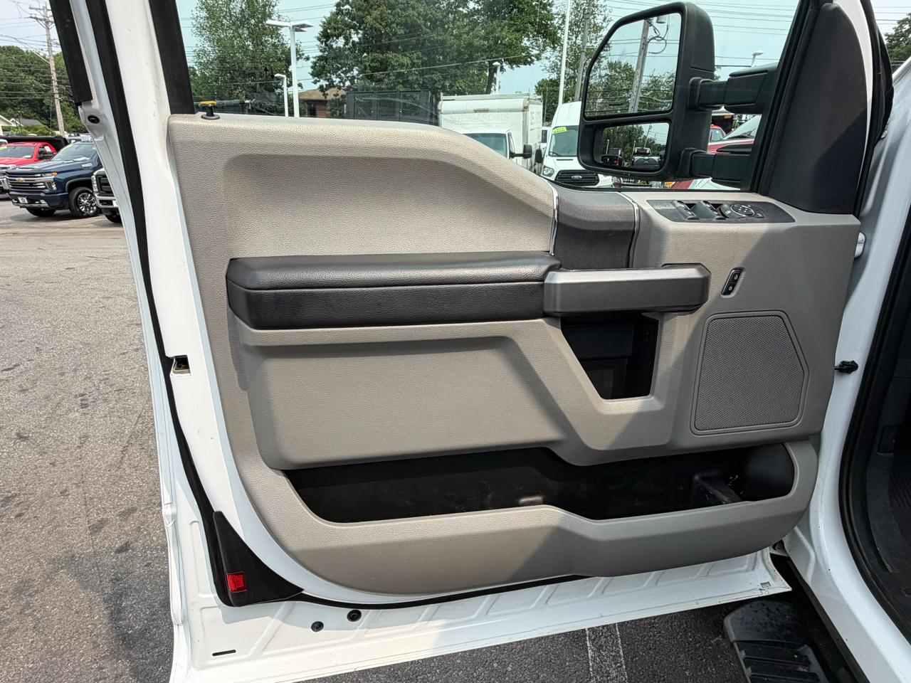 Ford Super Duty F-350 SRW  2022