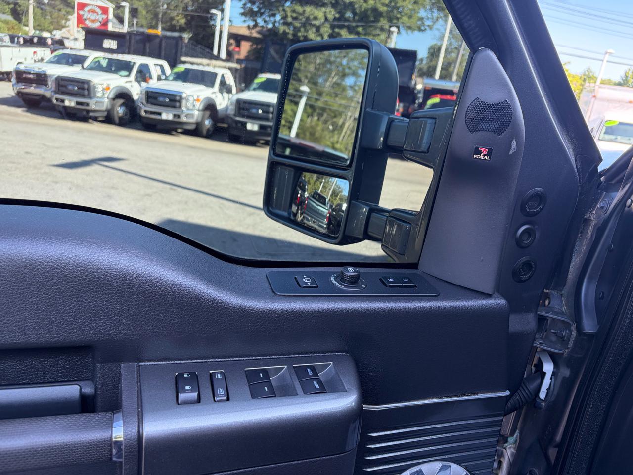 Ford Super Duty F-250 SRW  2013