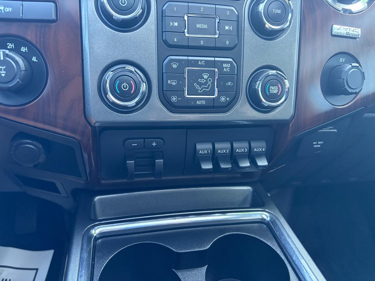 Ford Super Duty F-250 SRW  2013