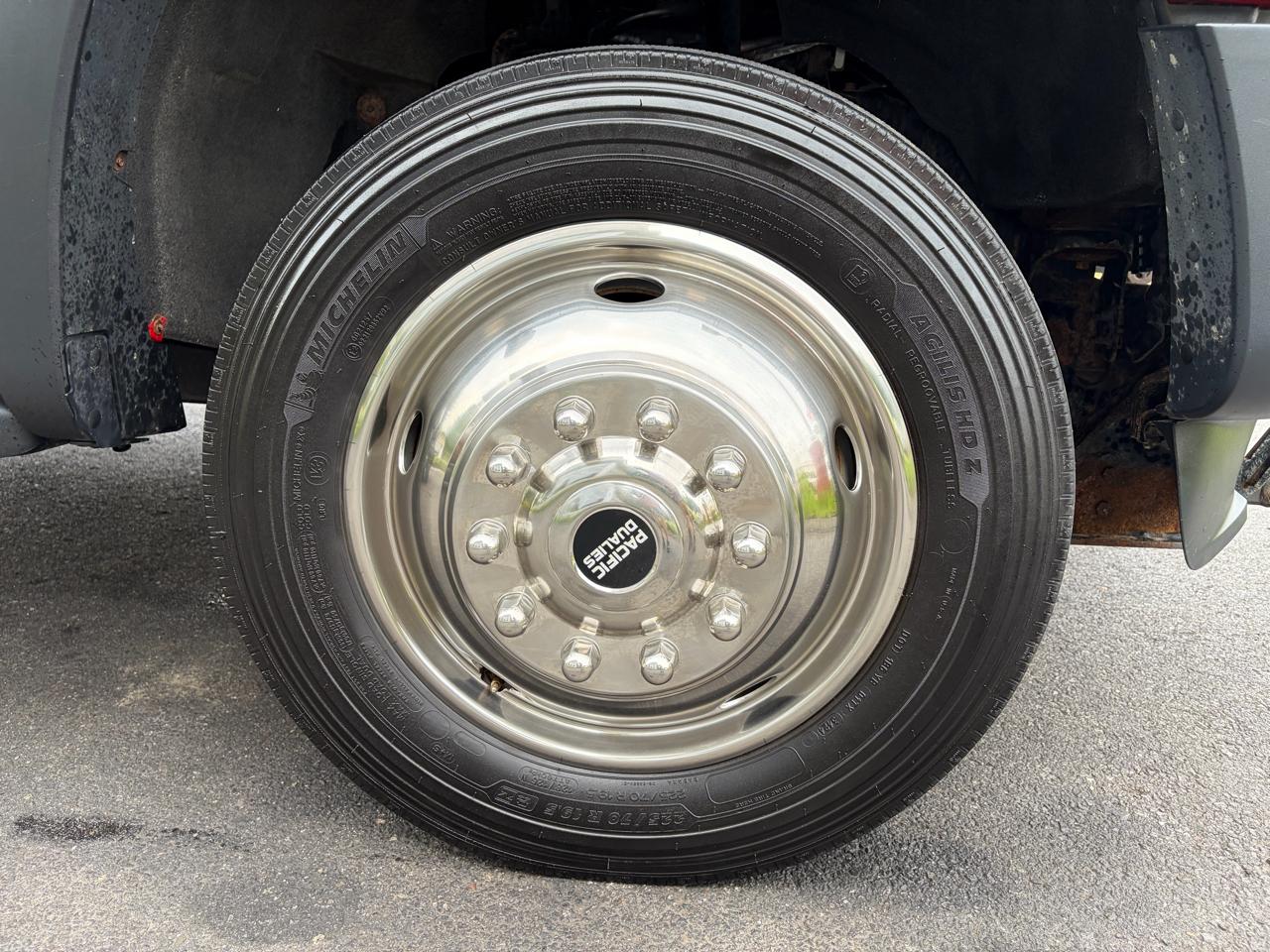 Ford Super Duty F-550 DRW  2016
