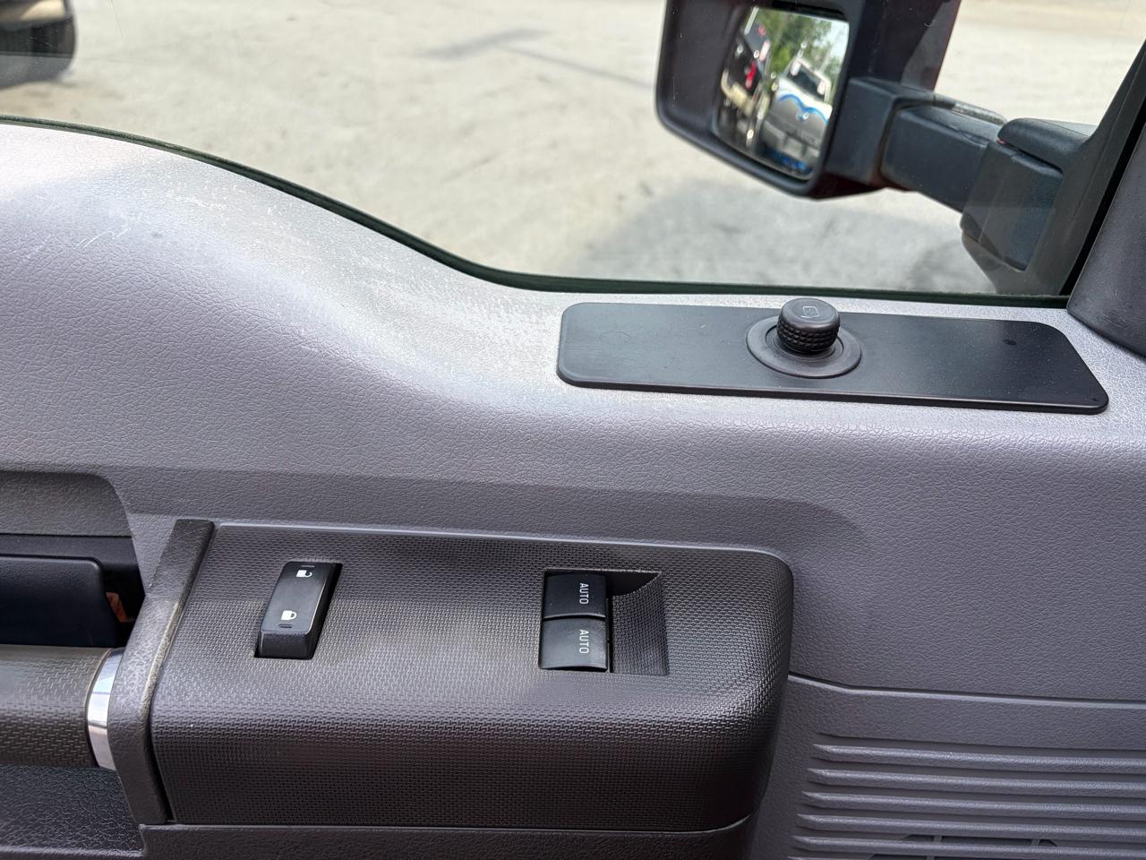 Ford Super Duty F-550 DRW  2016