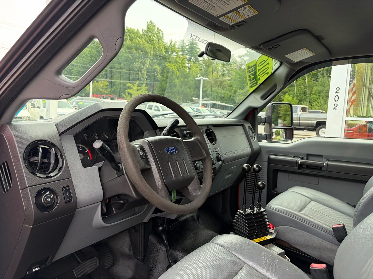 Ford Super Duty F-550 DRW  2016