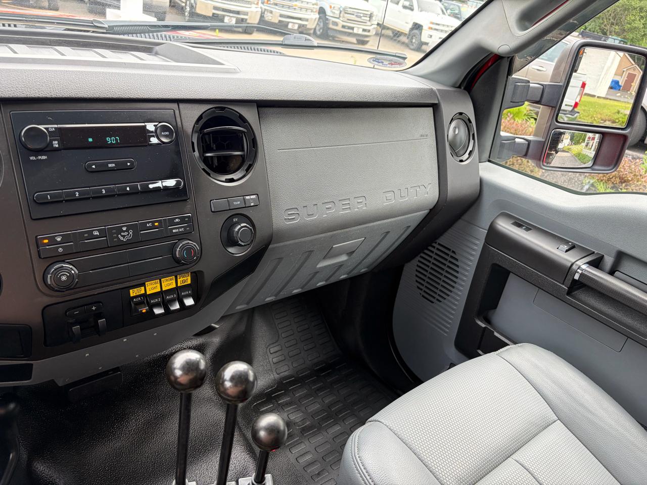 Ford Super Duty F-550 DRW  2016