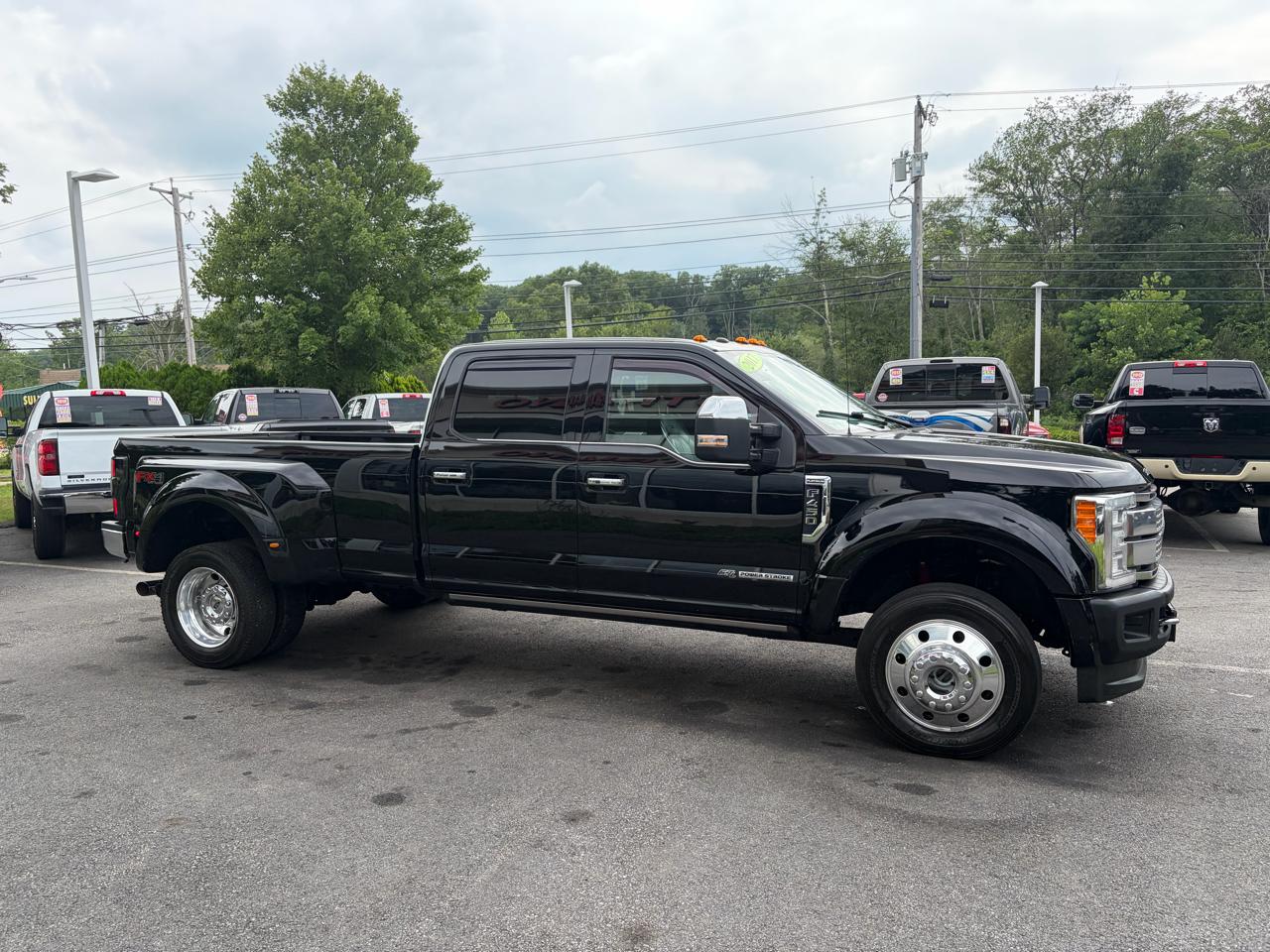 Ford Super Duty F-450 DRW  2017