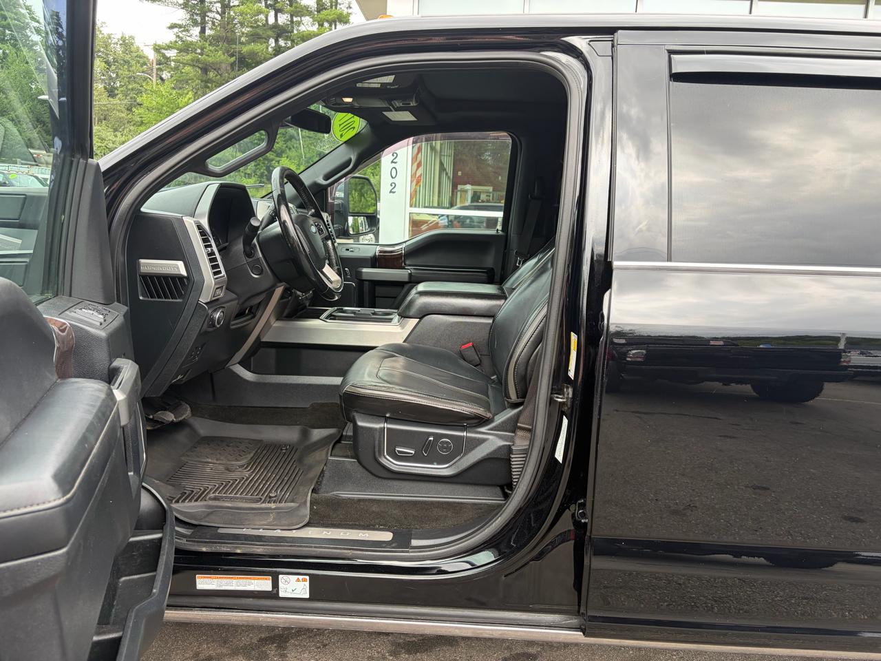 Ford Super Duty F-450 DRW  2017