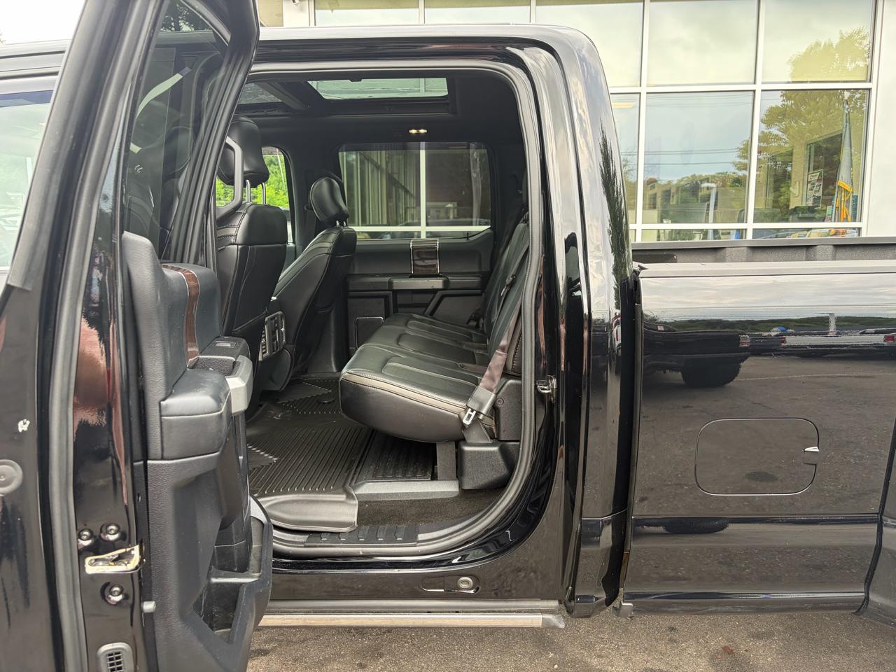 Ford Super Duty F-450 DRW  2017