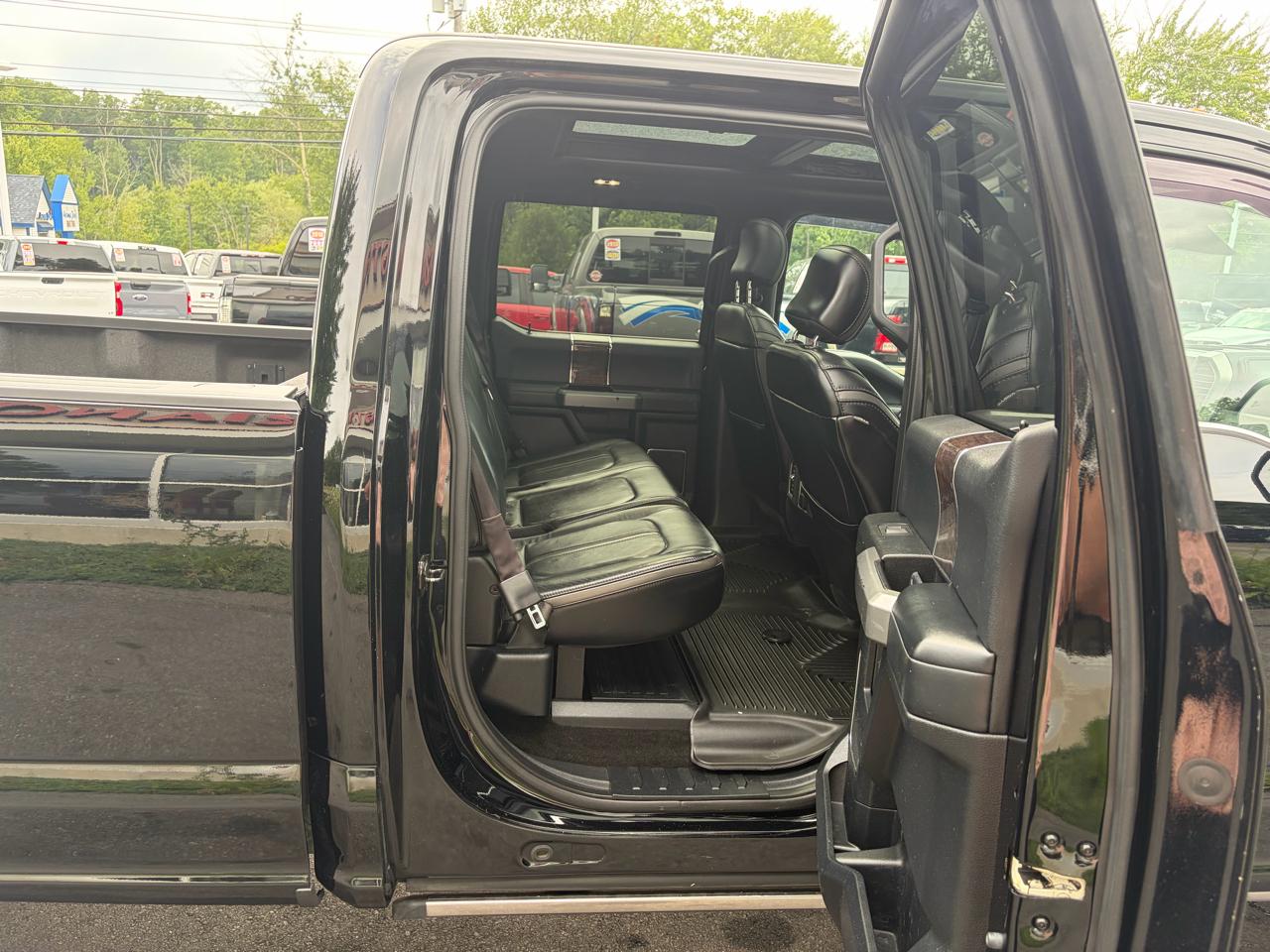 Ford Super Duty F-450 DRW  2017