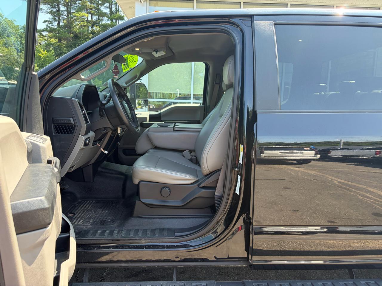 Ford Super Duty F-350 SRW  2018