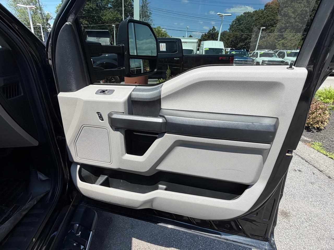 Ford Super Duty F-350 DRW  2020
