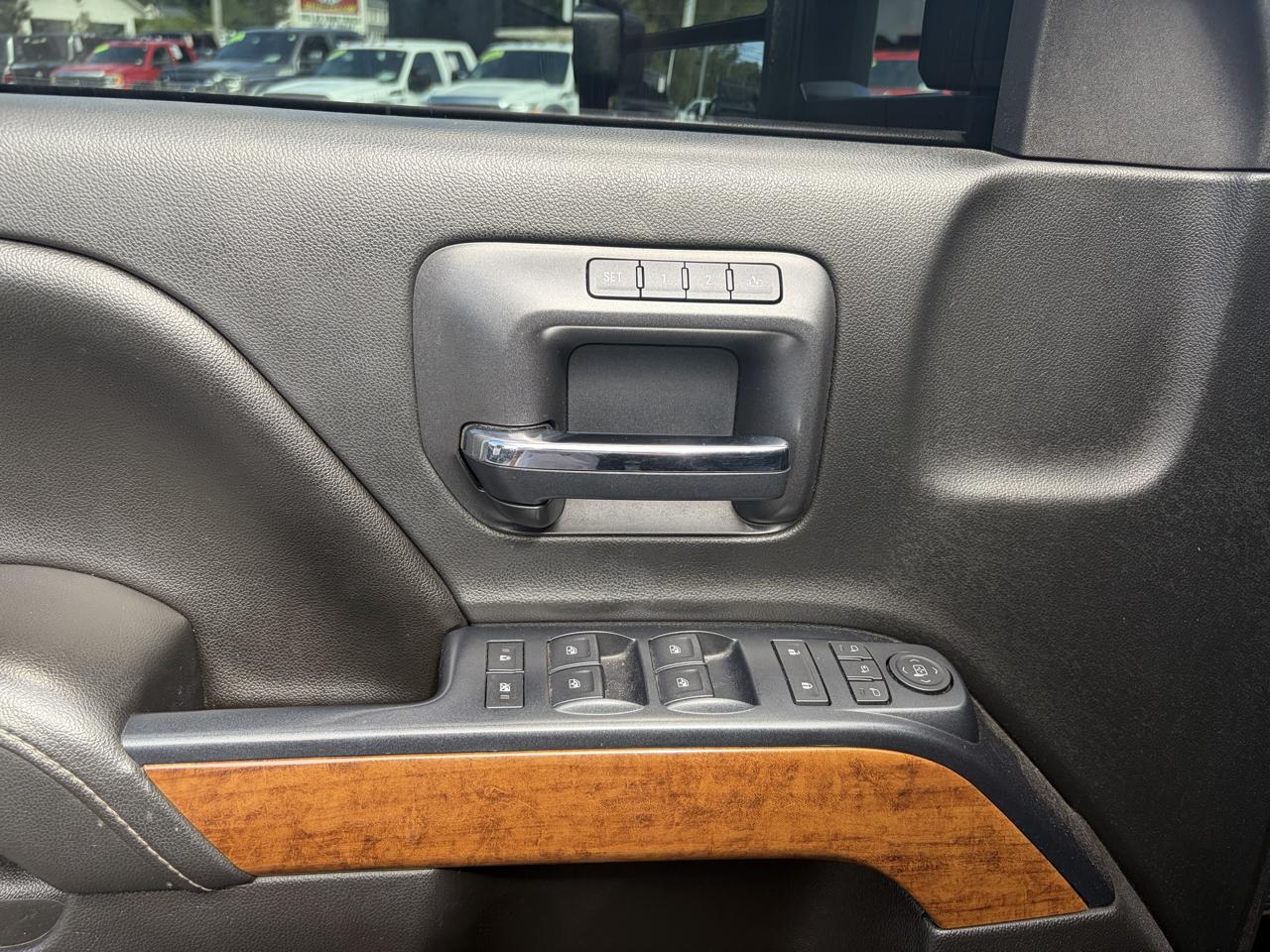 Chevrolet Silverado 2500HD  2017