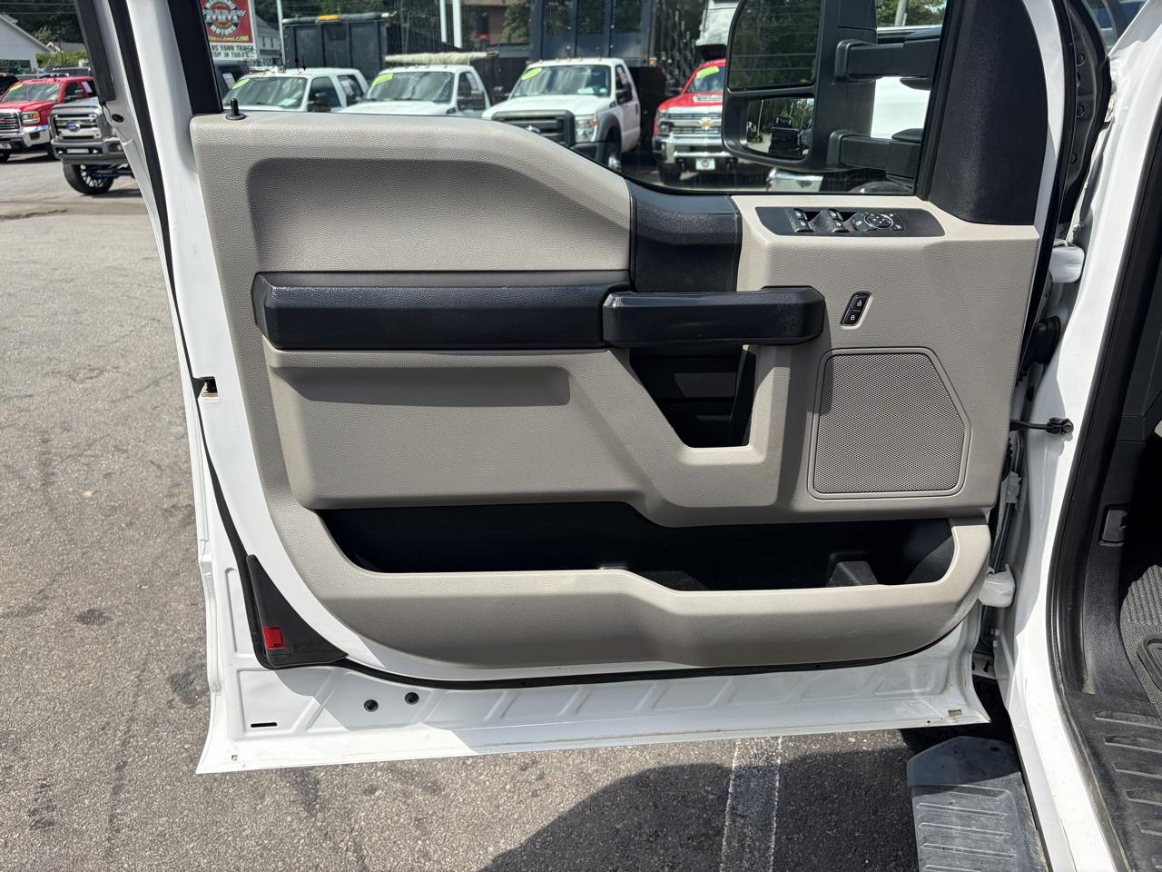 Ford Super Duty F-350 DRW  2020