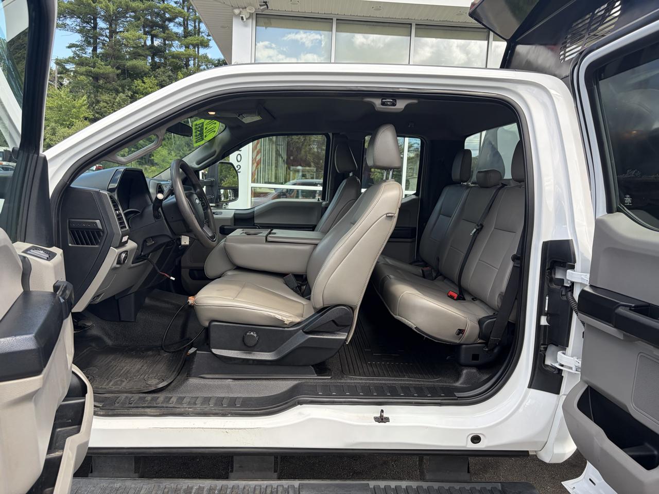 Ford Super Duty F-350 DRW  2020