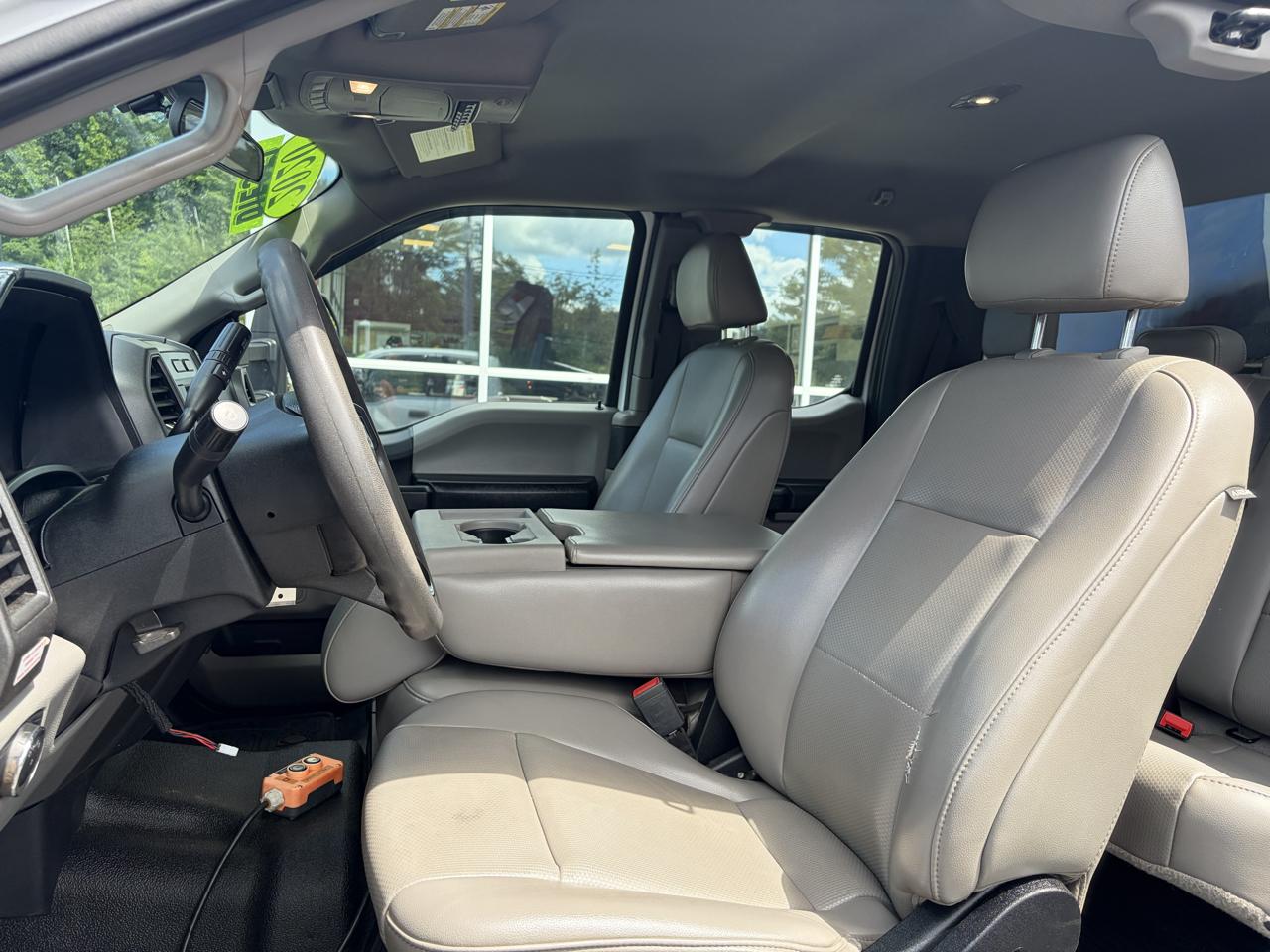Ford Super Duty F-350 DRW  2020