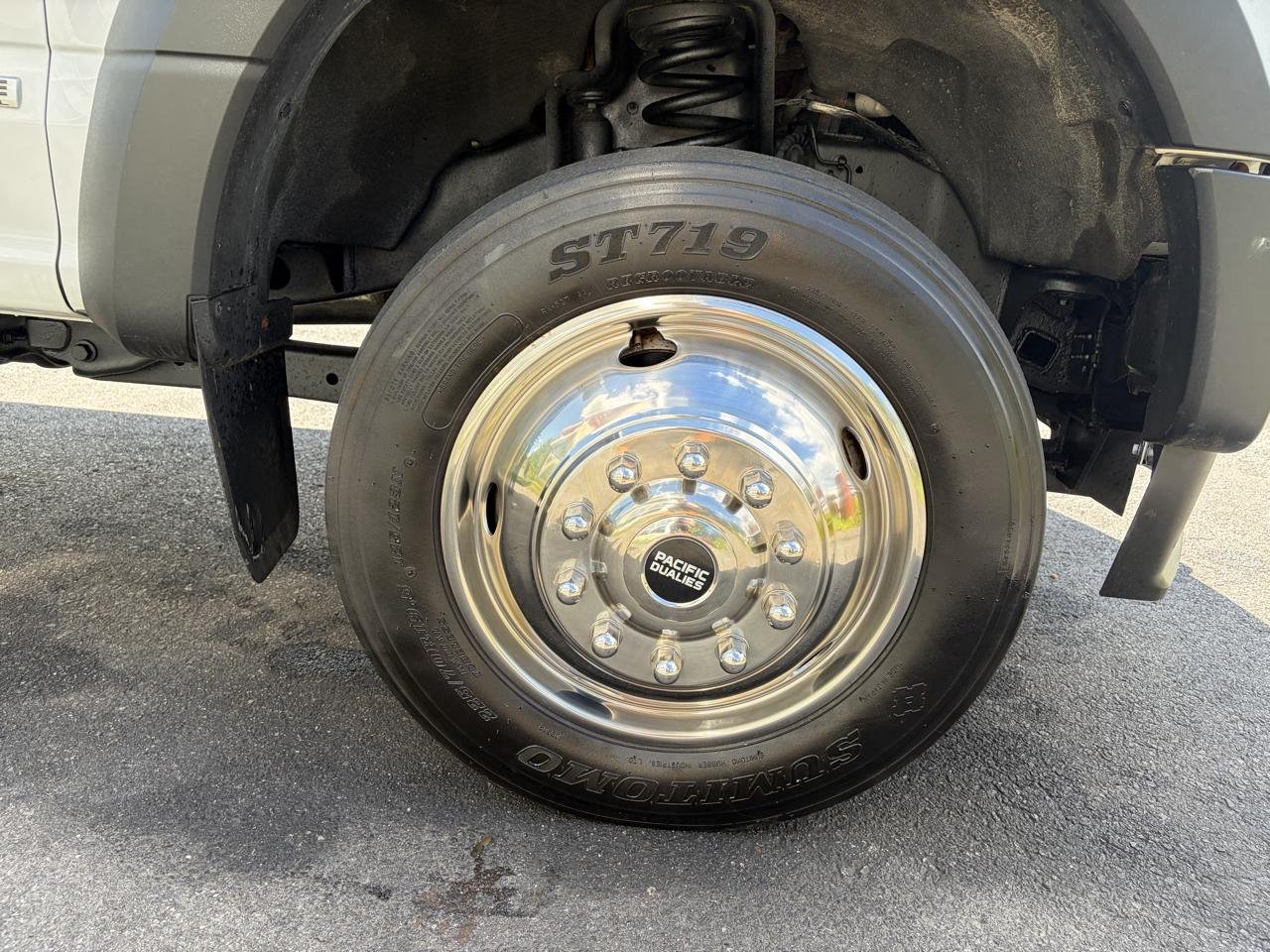 Ford Super Duty F-550 DRW  2020