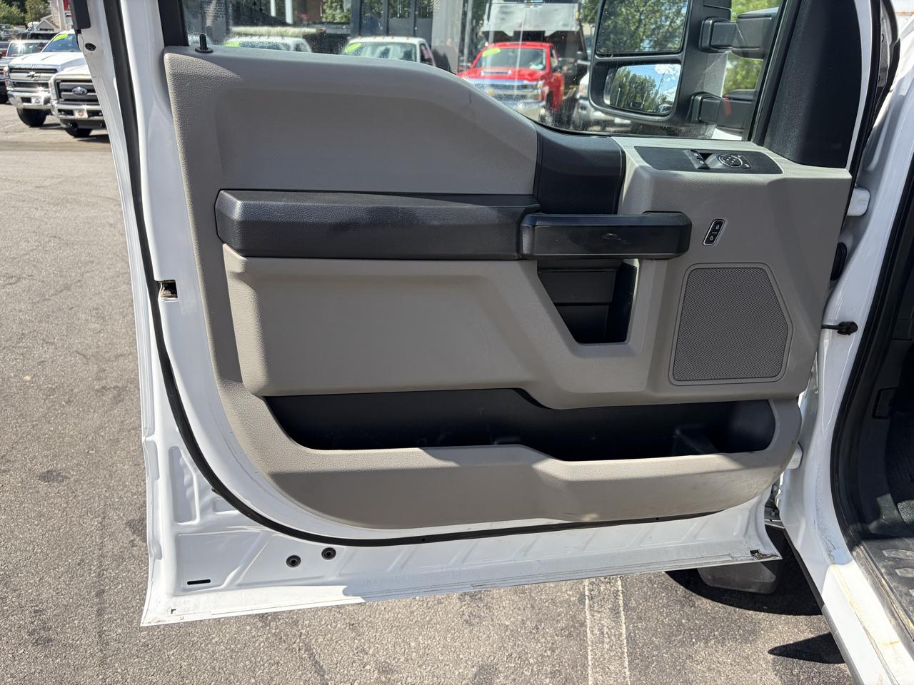 Ford Super Duty F-550 DRW  2020