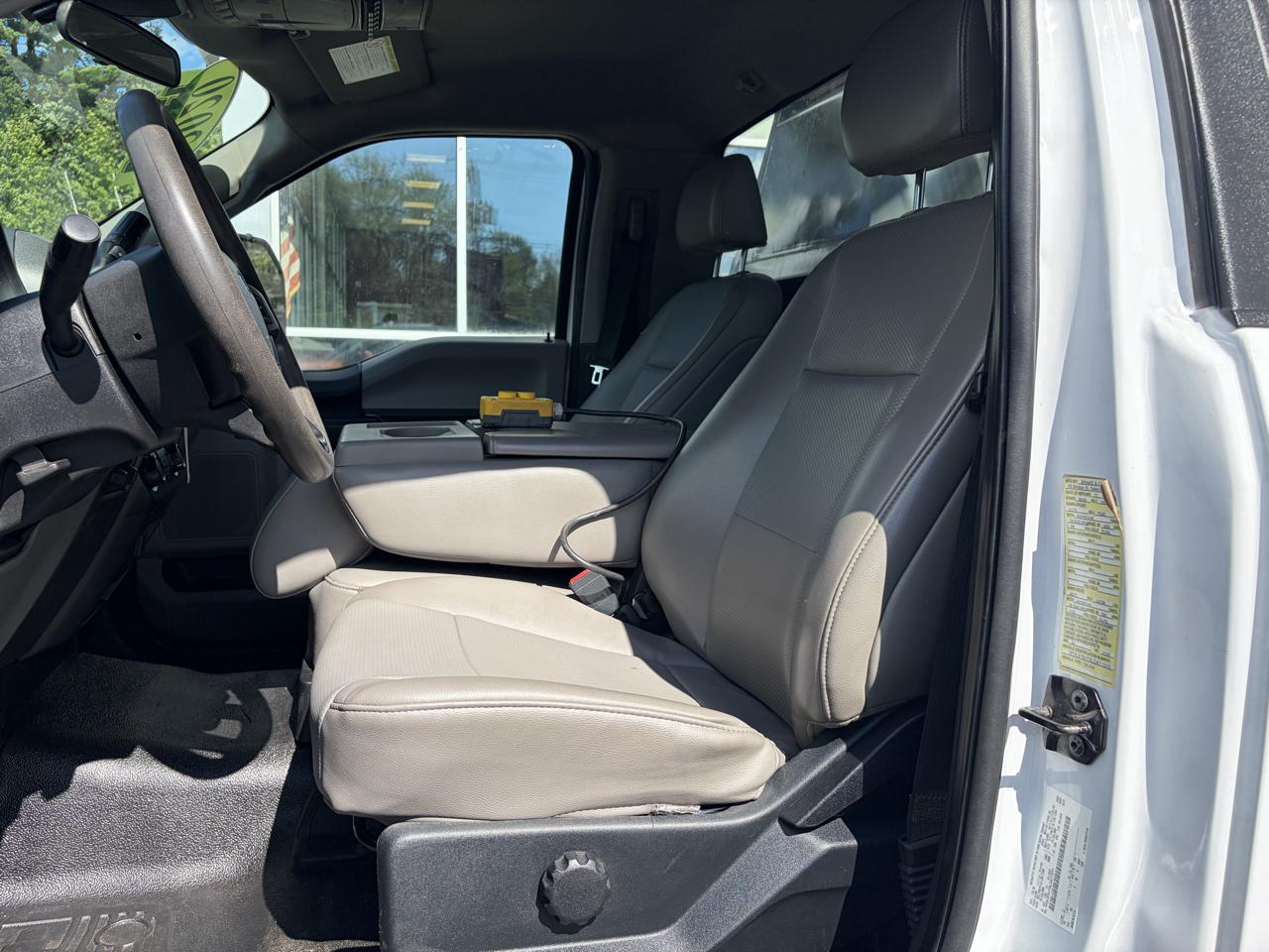 Ford Super Duty F-550 DRW  2020