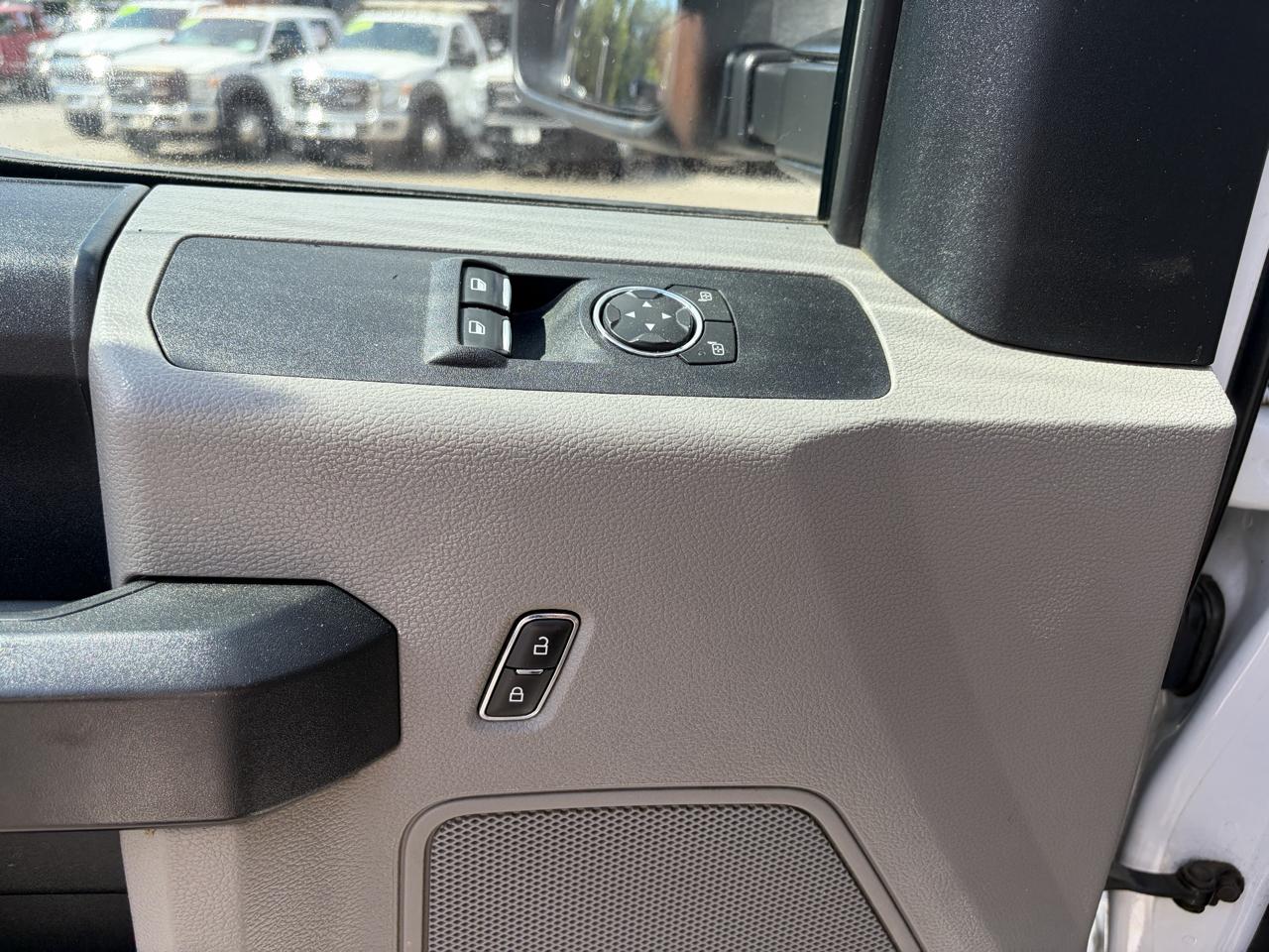 Ford Super Duty F-550 DRW  2020