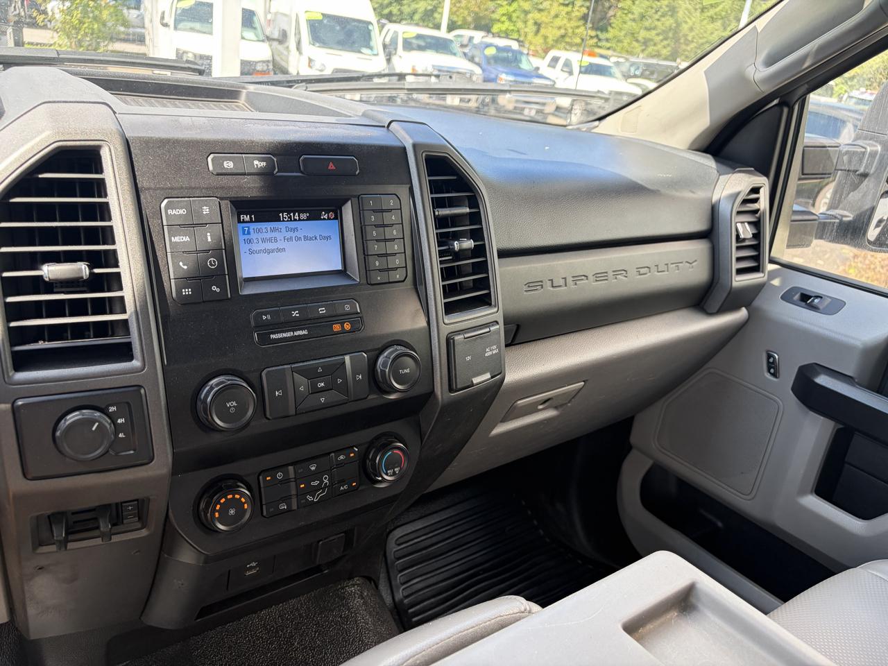 Ford Super Duty F-550 DRW  2020