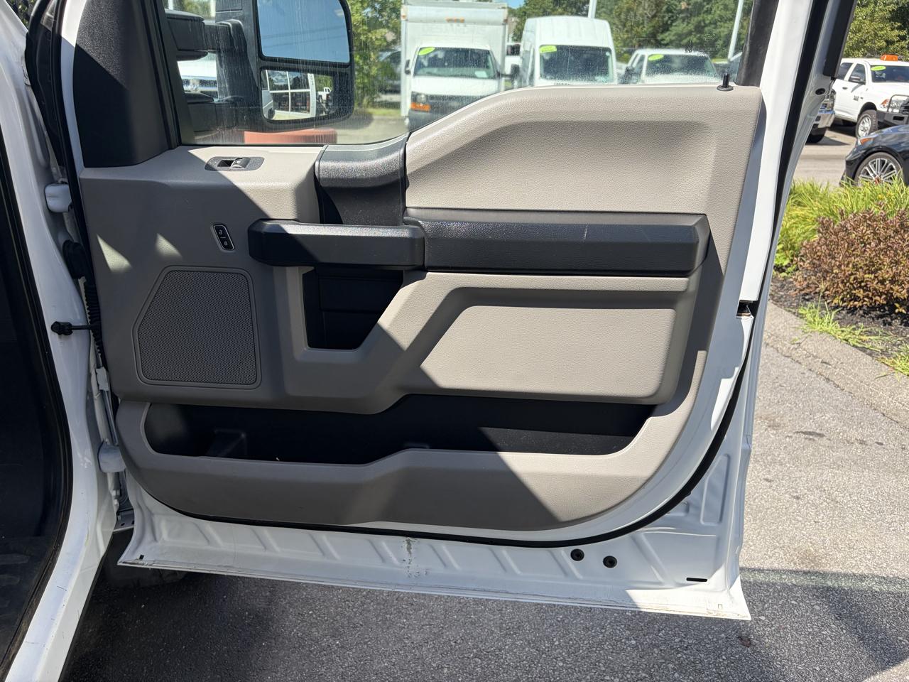 Ford Super Duty F-550 DRW  2020