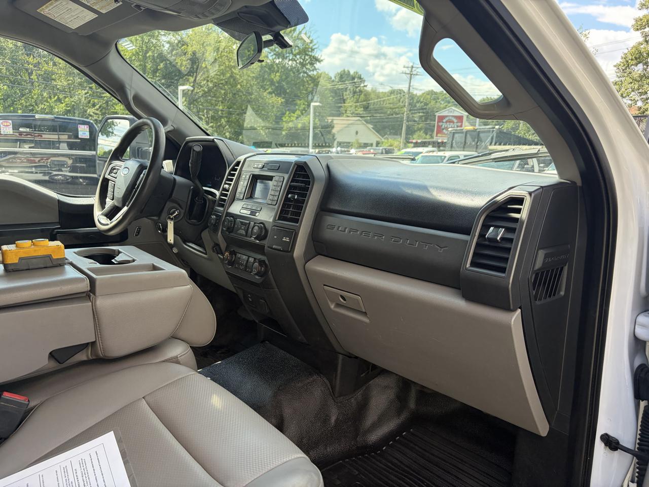 Ford Super Duty F-550 DRW  2020