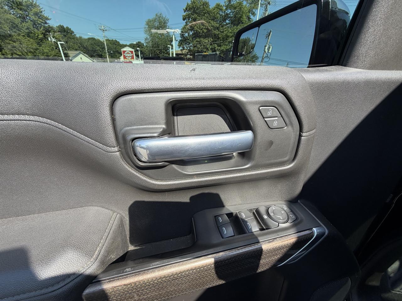 Chevrolet Silverado 1500  2021