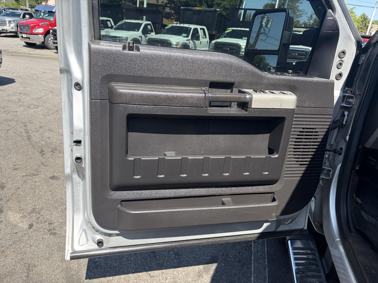 Ford Super Duty F-350 SRW  2016