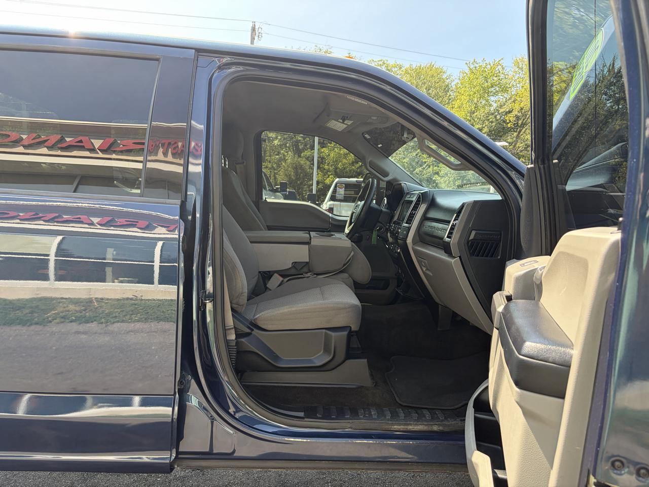 Ford Super Duty F-250 SRW  2017