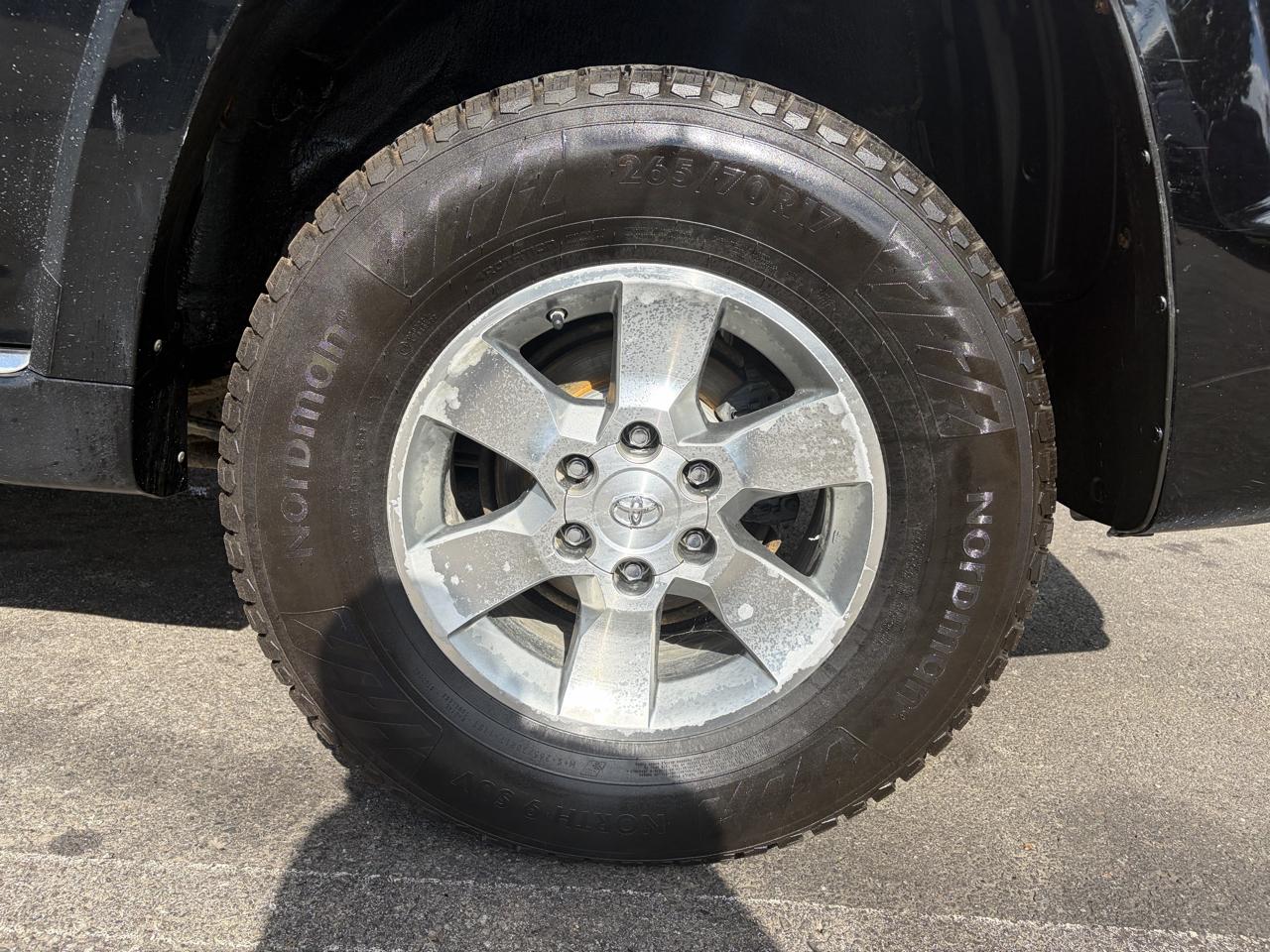 Toyota 4Runner  2012