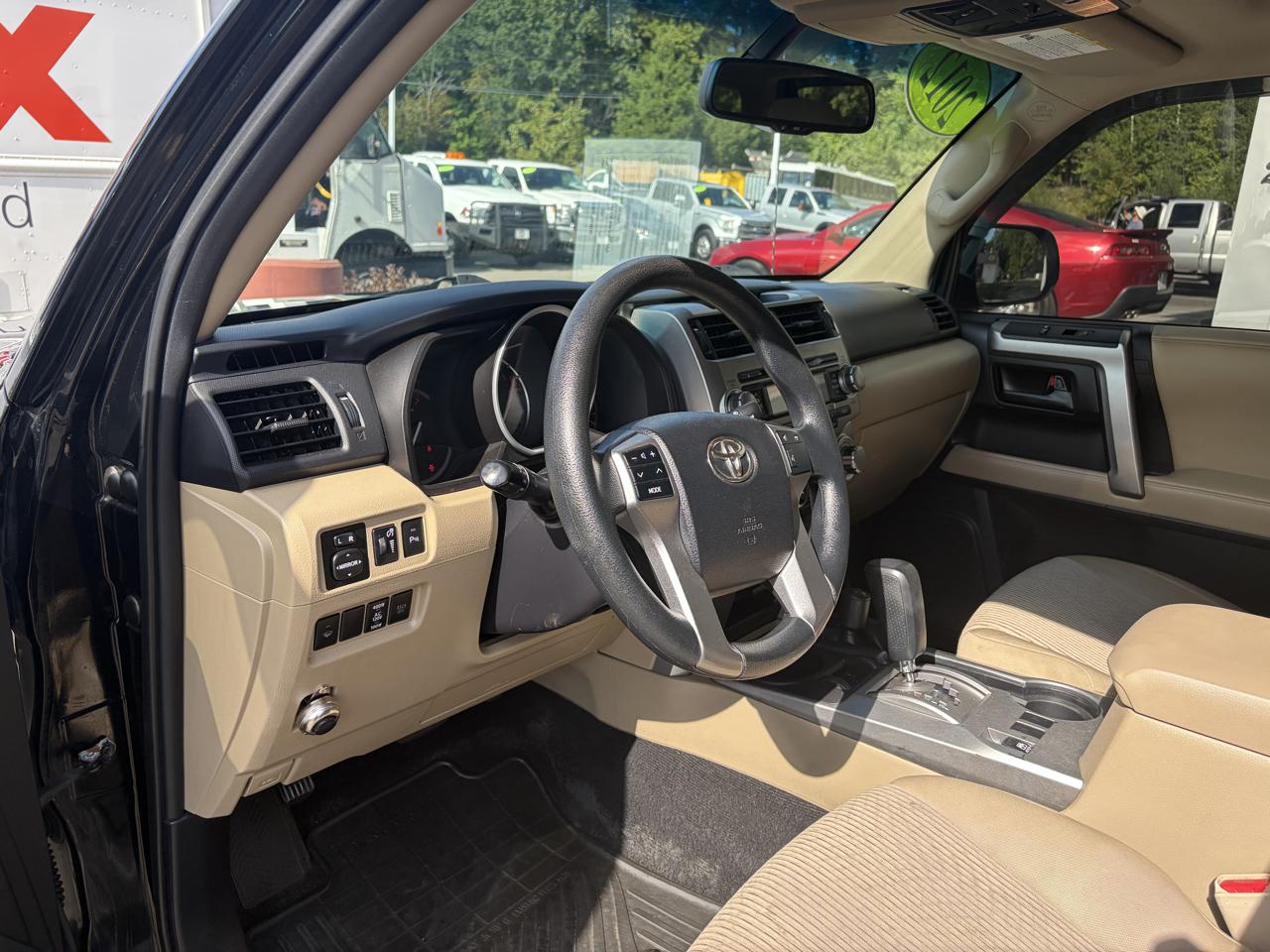 Toyota 4Runner  2012