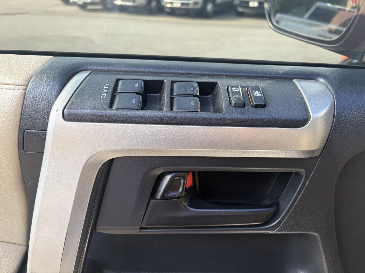 Toyota 4Runner  2012