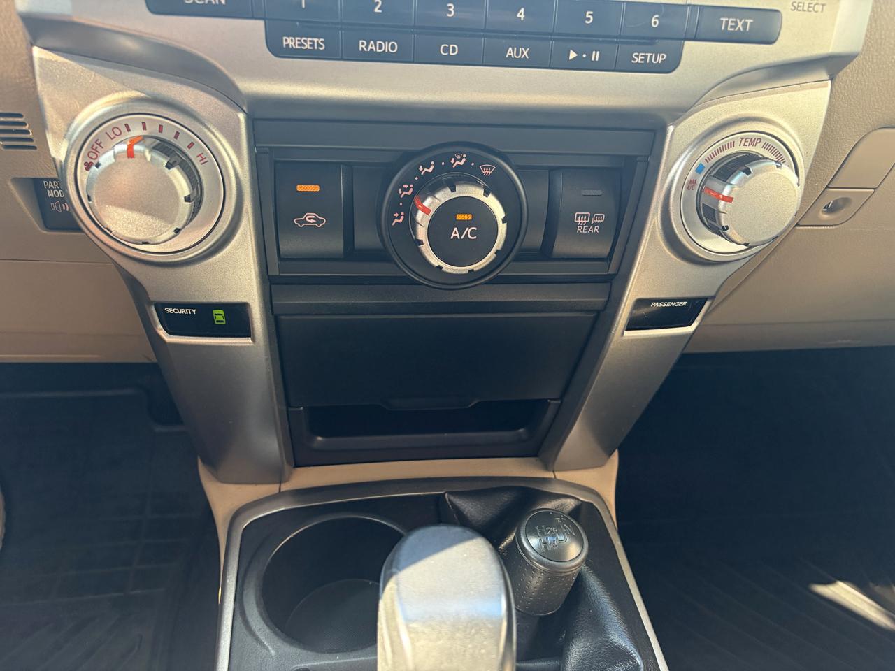 Toyota 4Runner  2012