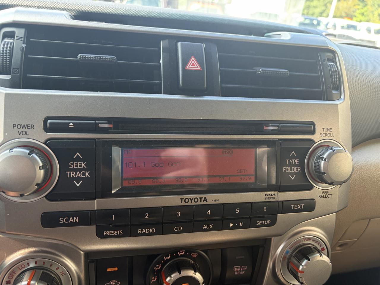 Toyota 4Runner  2012