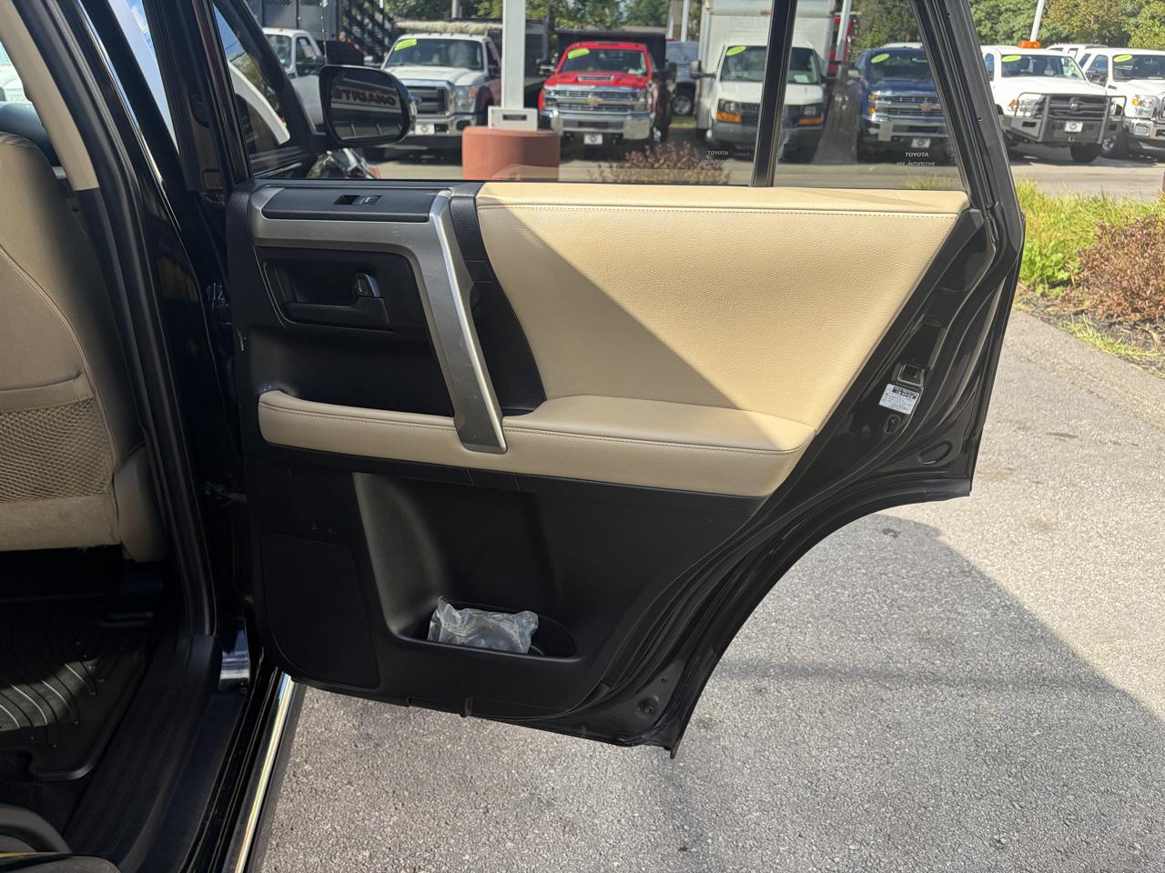Toyota 4Runner  2012